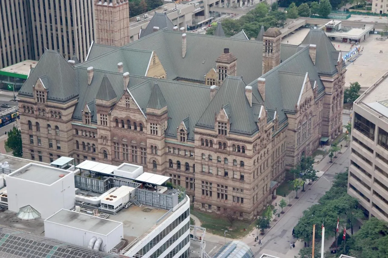 Apartment/2Bedrooms/2 Full Bathrooms/Free Parking Toronto Canada