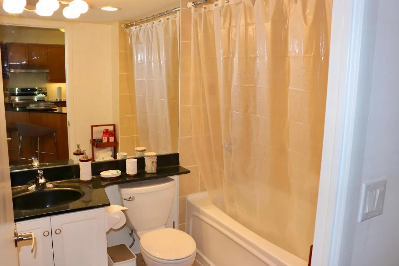 Apartment Apartment/2Bedrooms/2 Full Bathrooms/Free Parking Toronto