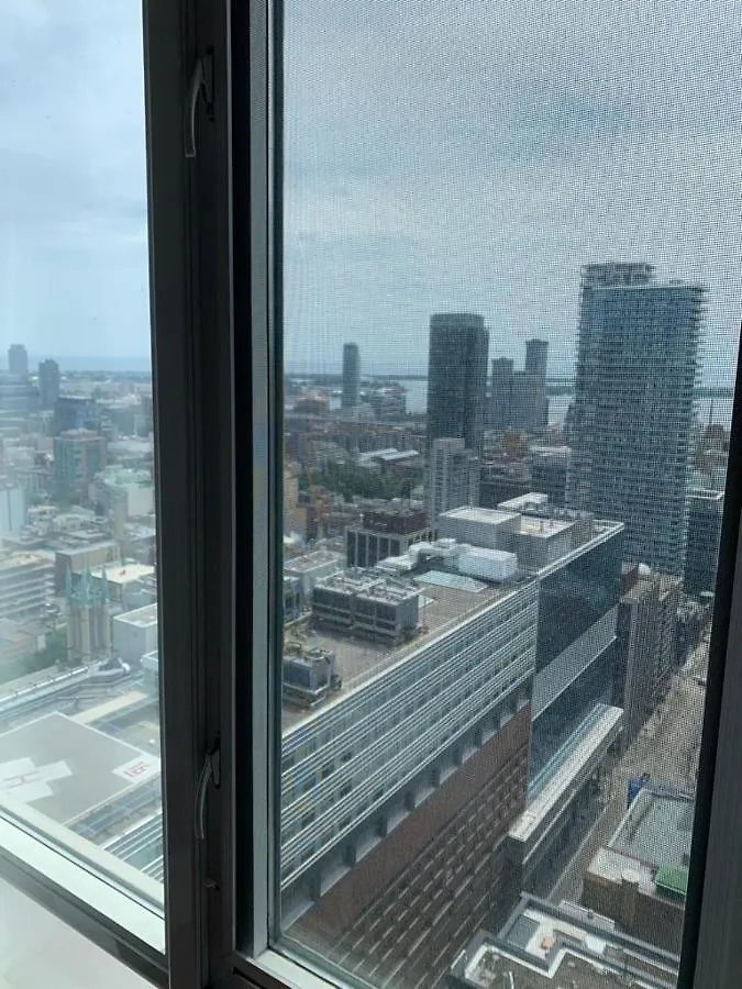 Apartment/2Bedrooms/2 Full Bathrooms/Free Parking Toronto